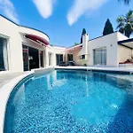 Occitanie - 6 Pers Avec Piscine Quartier Résidentiel Mae-4084 Villa